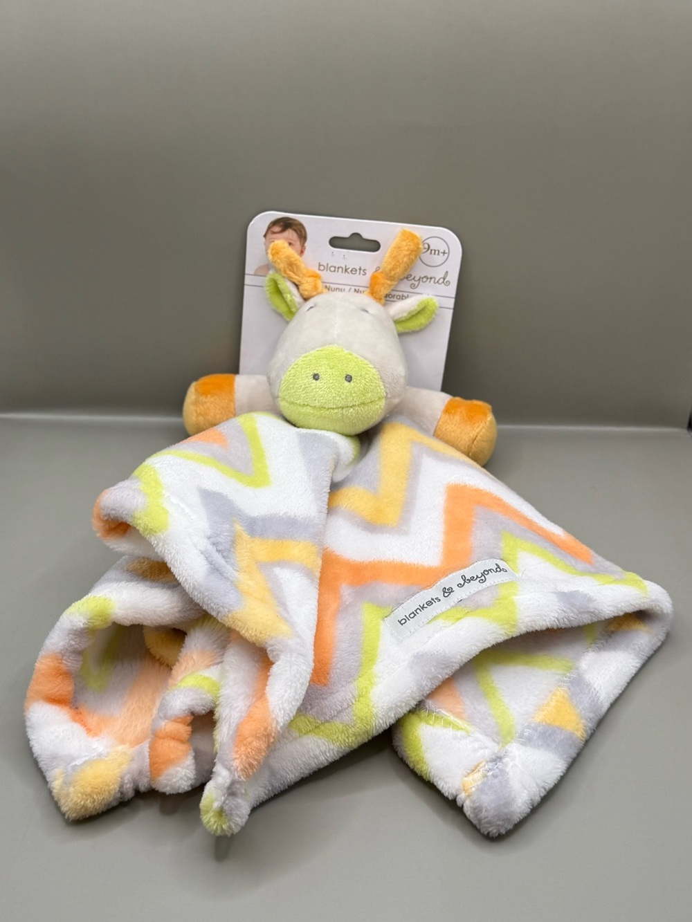 NWT Blankets & Beyond Giraffe Baby Lovey Plush Security Blanket Soother Toy